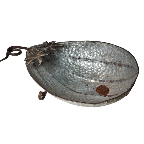 Galvanized‎ Metal Pumpkin Bowl Fall Leaves Holiday Footed Fifteen Inch SEE - Picture 1 of 11